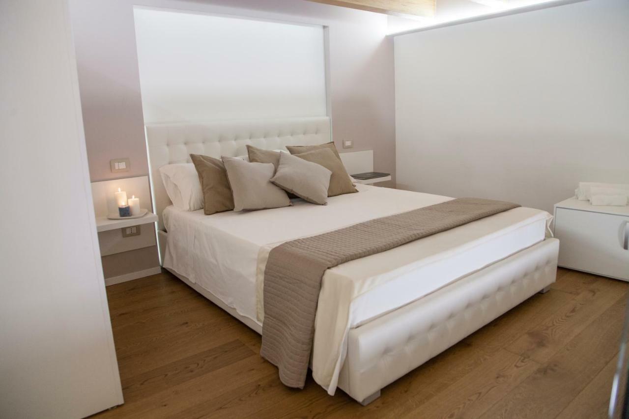 Le Dimore Di Puglia - Palazzo Pinto Монополи Экстерьер фото